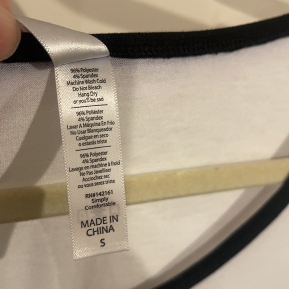 Lularoe Classic T top size small - Picture 3 of 3